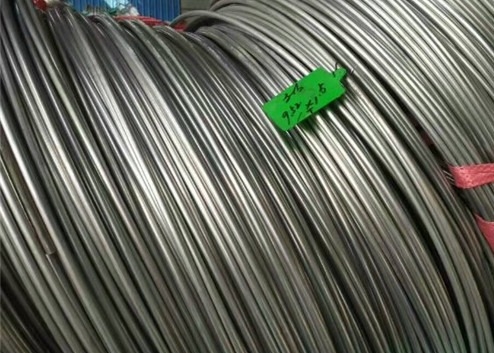 Το BA σωληνώσεων ανοξείδωτου Astm A269 Tp304 τελειώνει ενωμένους στενά τους ανοξείδωτο σωλήνες
